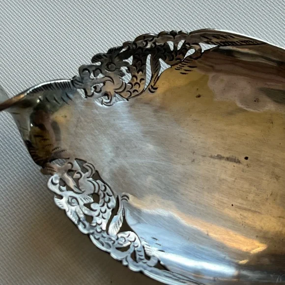 Vintage Collectible Silver Plated Large Salad Serving Spoon and Fork. - Picture 8 of 8